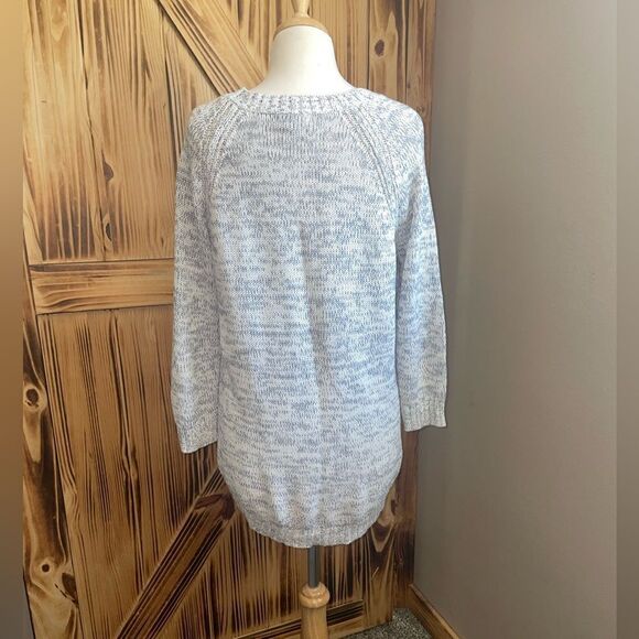 GAP Sweater  - Picture 3 of 4